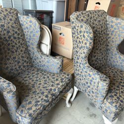 2 Beautiful Matching Living Room Chairs