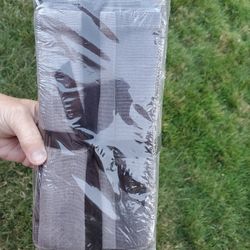 Set Of 4 Placemats And 4 Napkins NIP Grey 