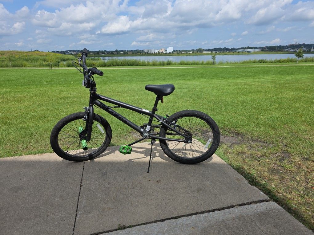 Kent Chaos BMX Bicycle 