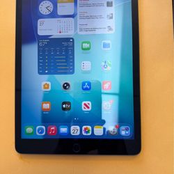 iPad Air 8th gen, 32  with wifi