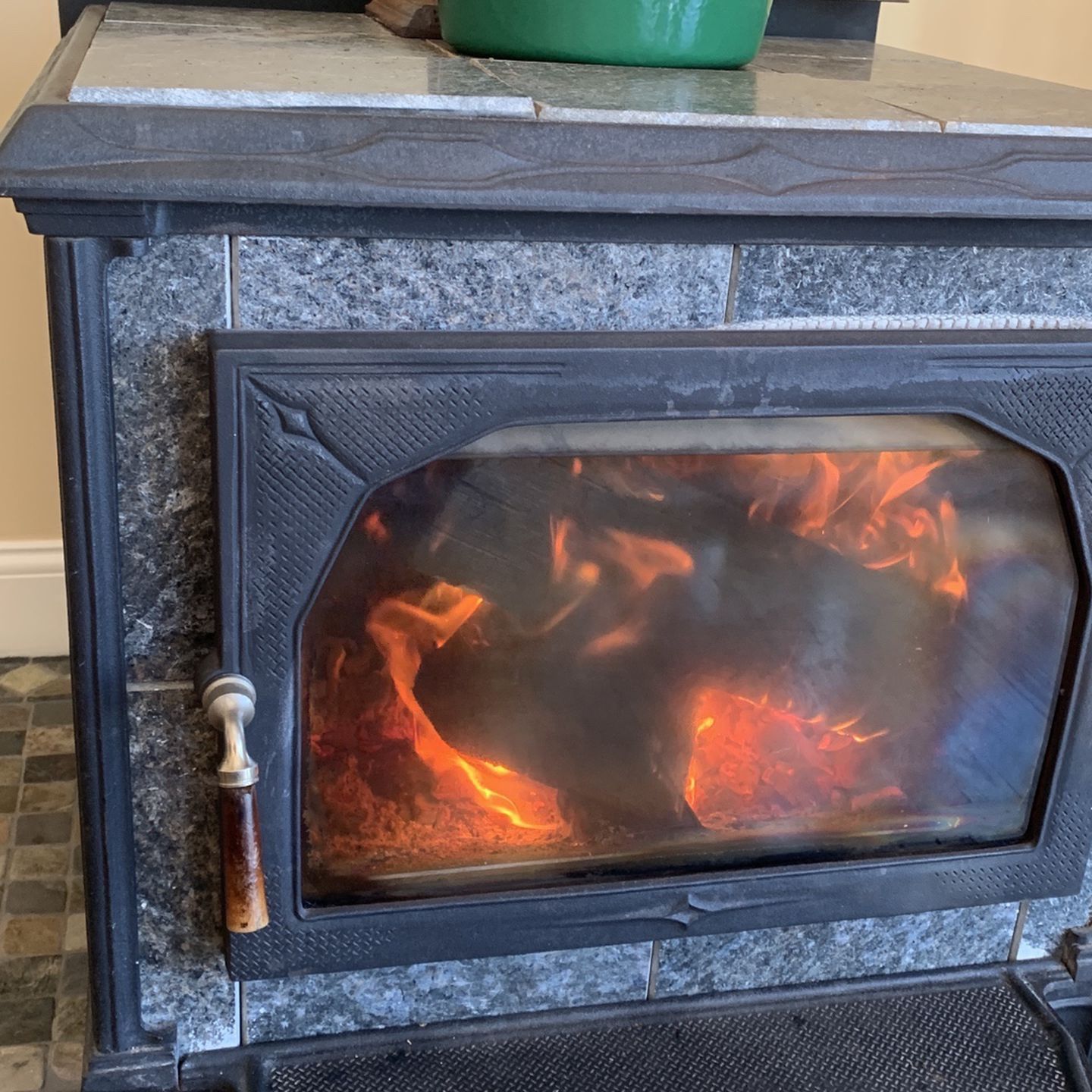 Hearthstone Soapstone Wood Stove for Sale in Barrington, RI - OfferUp