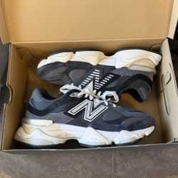 New Balance 9060 - Men Size 8