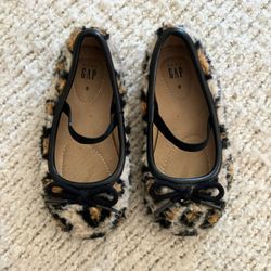 Gap Flats (toddler)