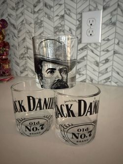 New Jack Daniel’s glass set