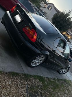 2002 BMW 325i