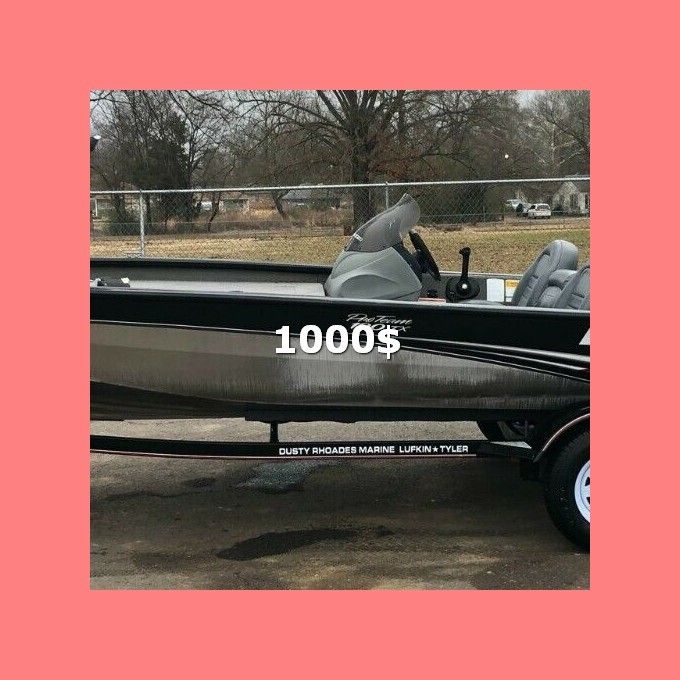 Photo price$1000 Boat Bass Tracker Clean Boat