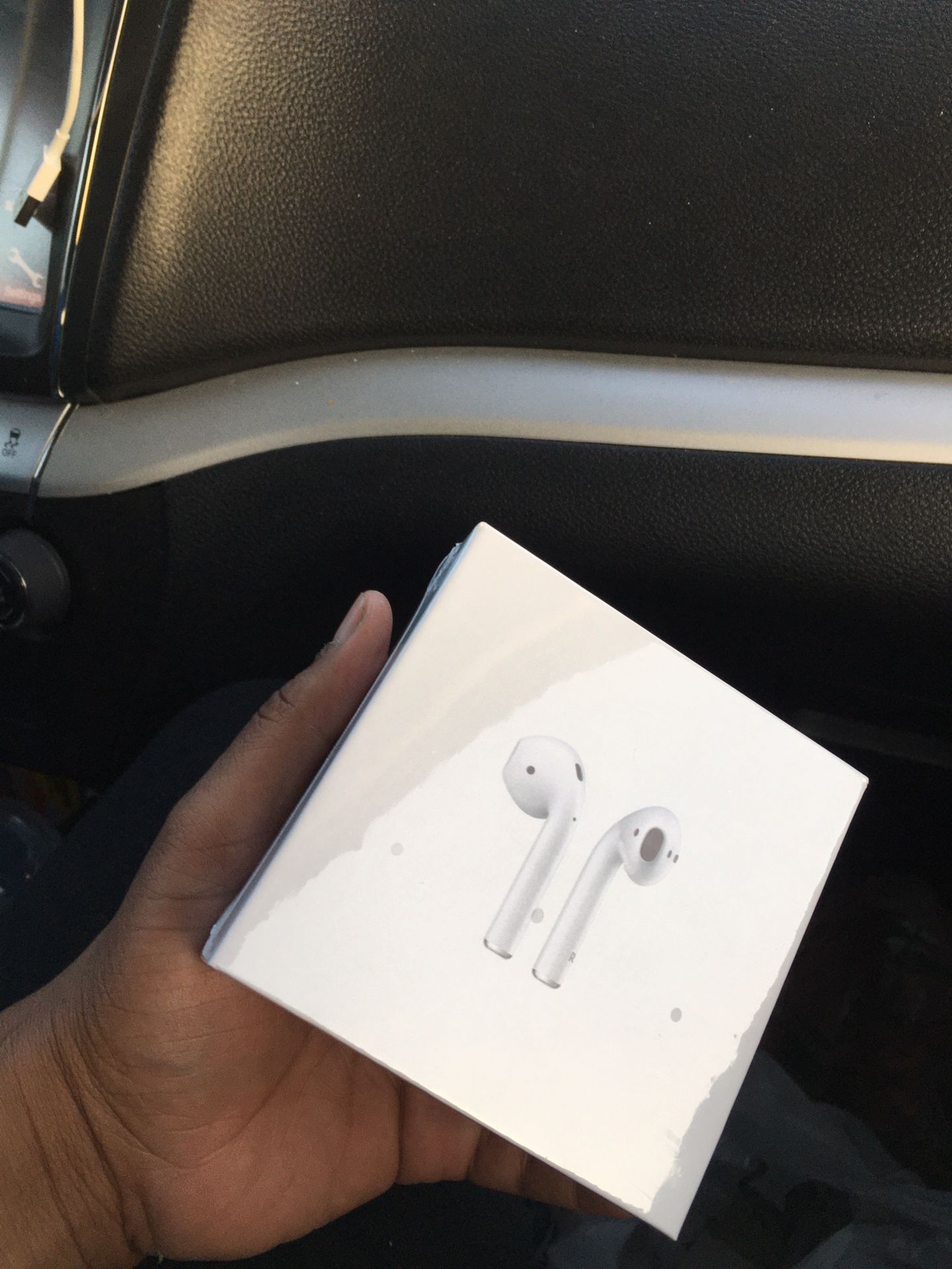 Apple AirPods