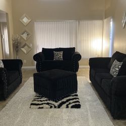Moving Sell  Four Piece Sofa And Loveseat And  Chair Like New Condition 
