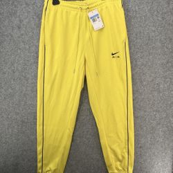 NWT Men’s M Nike Air Jogger Poly Knit Yellow Strike Running Pants DQ4218-765 $90