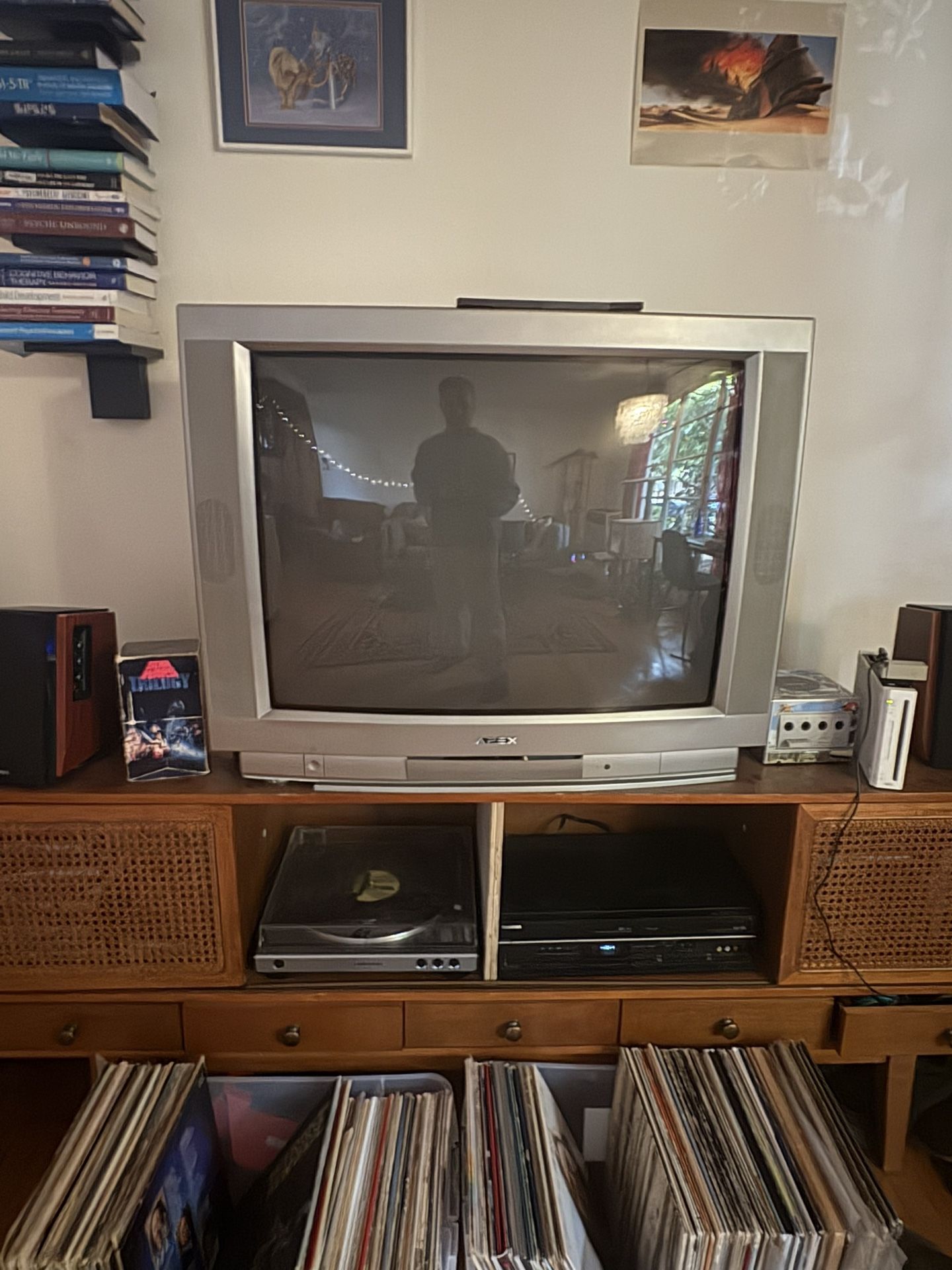 32” CRT TV — Perfect for Retro Gaming w/ Remote