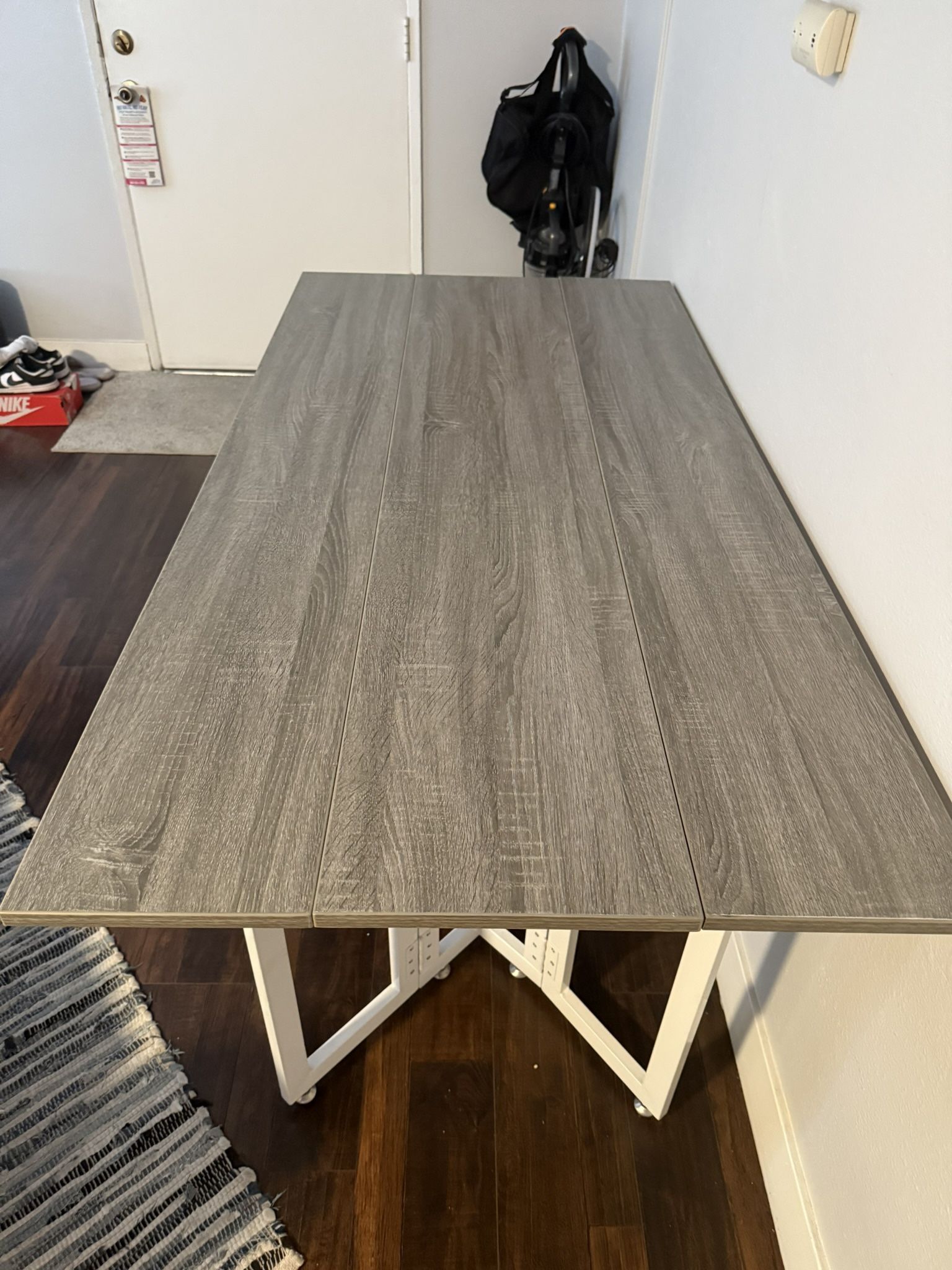 Extendable Dining Table