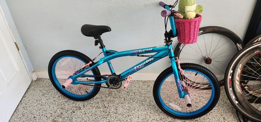 Kent 20 inch on sale trouble bmx bike stores