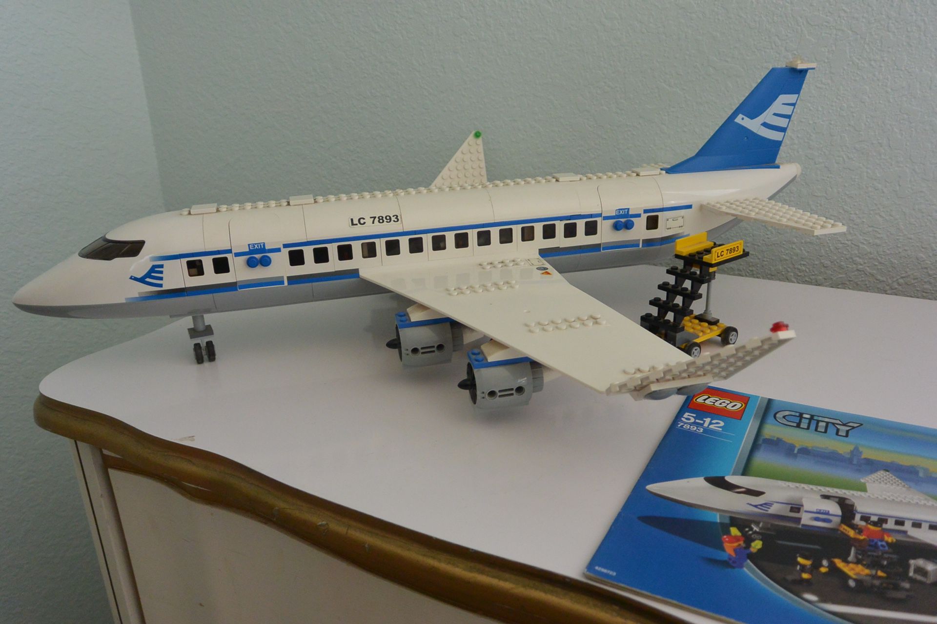 LEGO Passenger Plane Set #7893 for in Modesto, CA - OfferUp