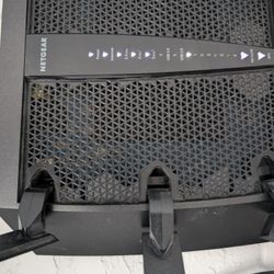 Netgear Nighthawk X6 AC3200 Smart WiFi Router (R8000)