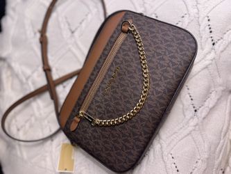 Michael Kors Crossbody