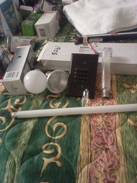 Light Bulbs (Travel RV Trailers ,Mobile Homes)