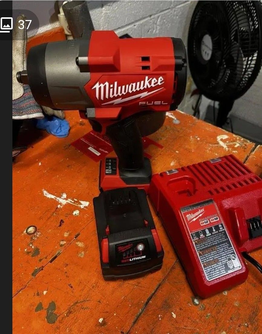 Milwaukee 1/2 " impact