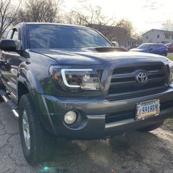 Toyota Tacoma