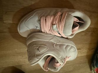 Jordan session sz7 grey and pink