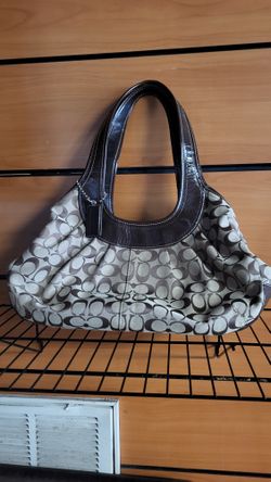 Nice Pre-owned  Vintage Style Click Lock Coach Purse