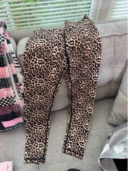Zyia Leggins