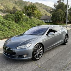 2013 Tesla Model S 85