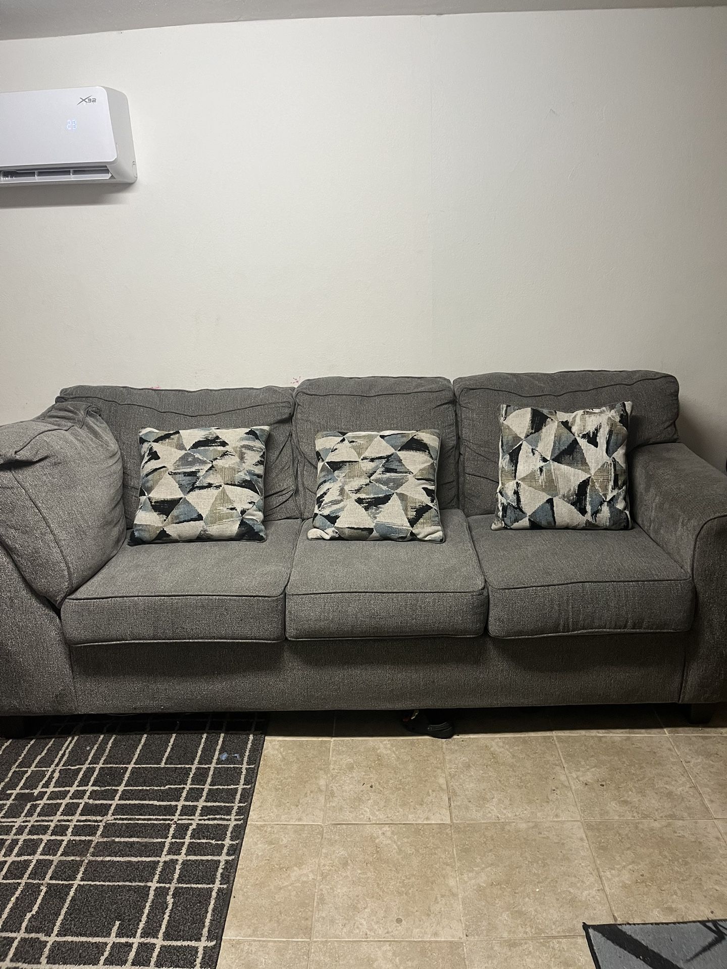 Couch sectional