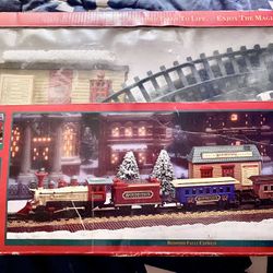 It’s A Wonderful Life Bedford Falls  Express Christmas Train Set 