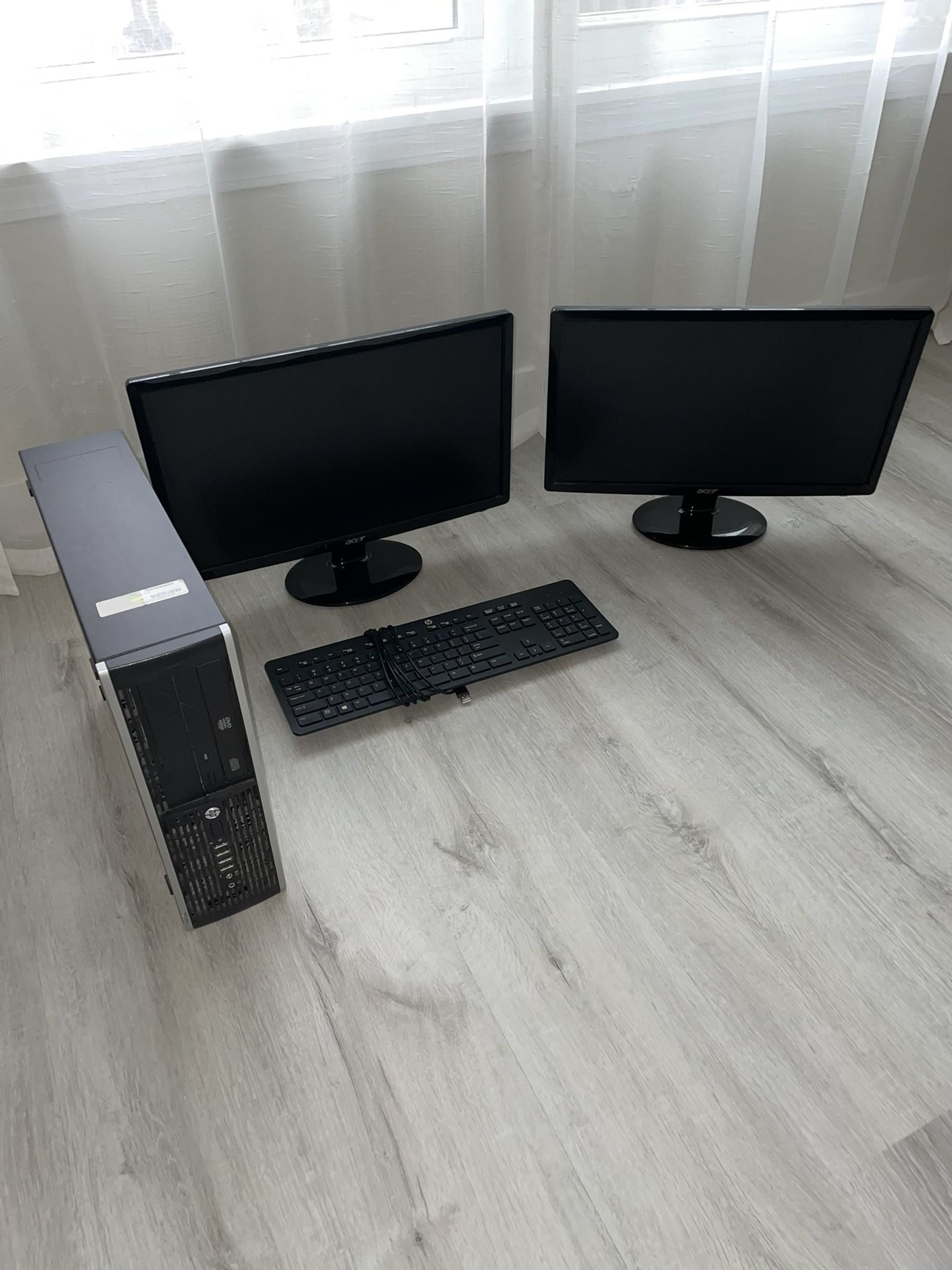 HP Desktop Computer