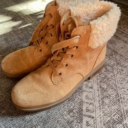 UGG Size 8