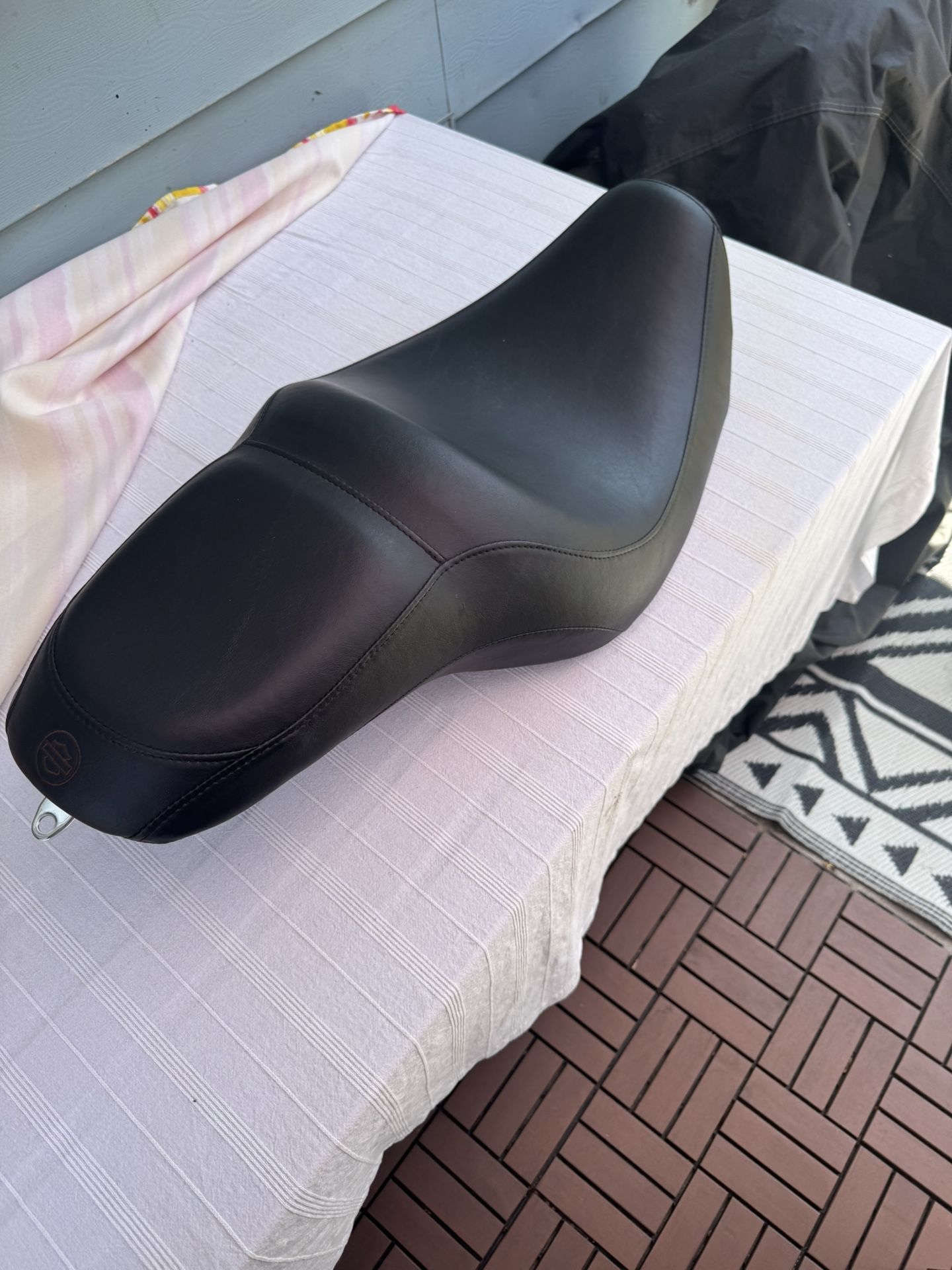 Harley Seat Off Of 03 Anniversary Dyna
