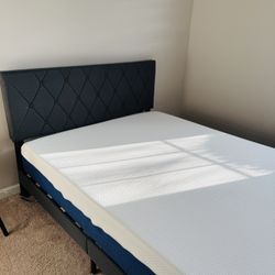 Perfect Condition Queen Bed Frame & Memory Foam Gel Queen Mattress