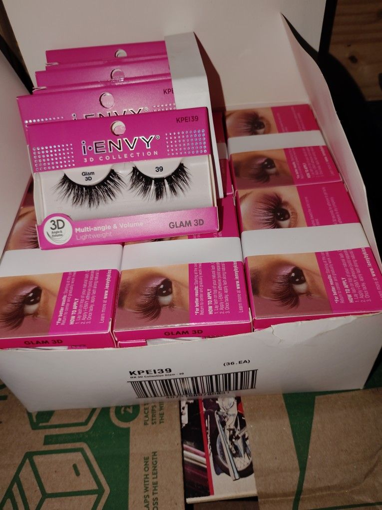 i • ENVY 3D Collection Eye Lashes