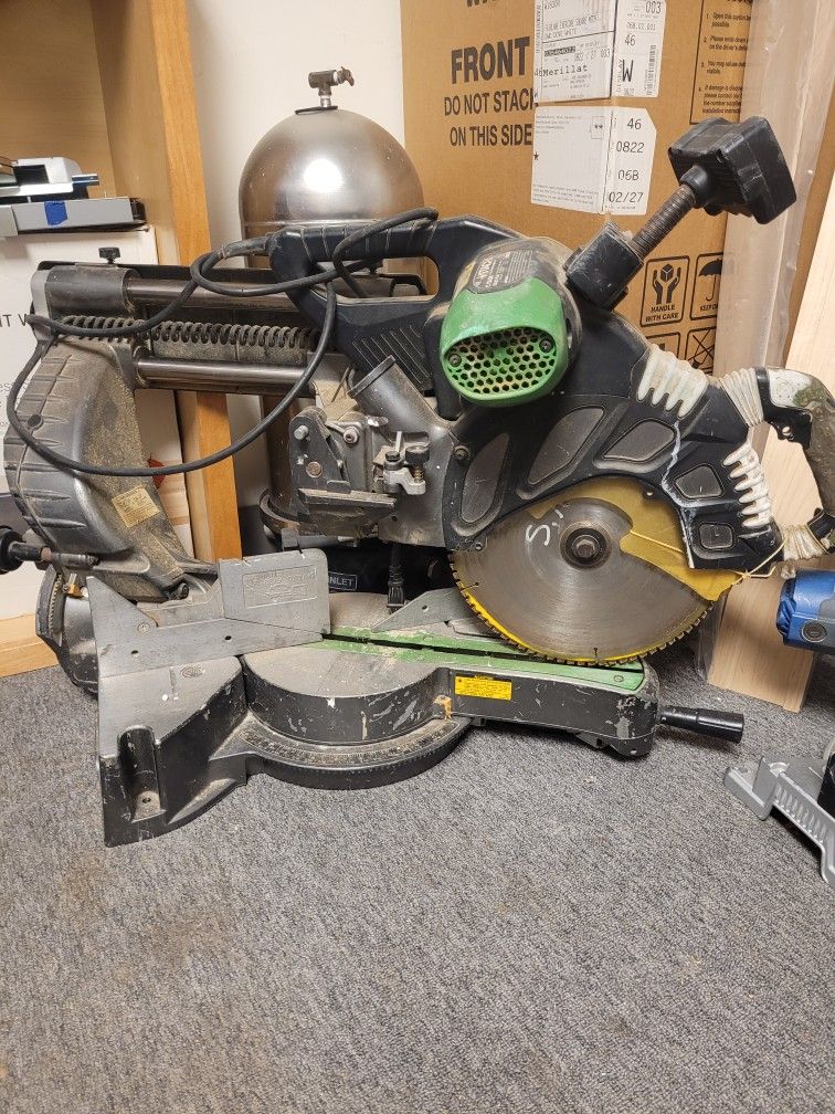 Hitachi 12" Sliding Compound Miter Saw