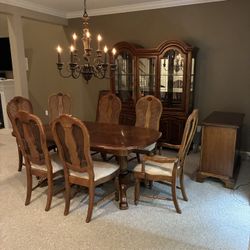 Traditional Dining Set | Queen Anne Style Table With Chairs China Hutch Bar Server