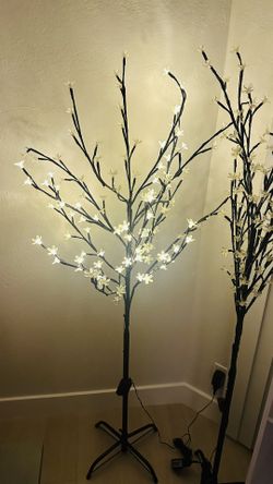 4 Feet Cherry LED Light Tree With Mode 