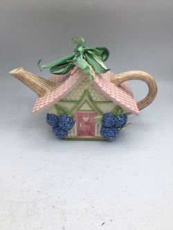 Mud Pie Vintage 2001 Teapot Pink Roof