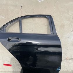 2015-2021 Mercedes Benz c class rear door rh side passanger side