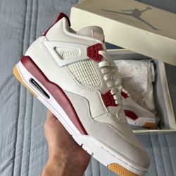Air Jordan 4 Retro SB 