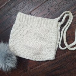 Baby's Knitted Bonnet Hat