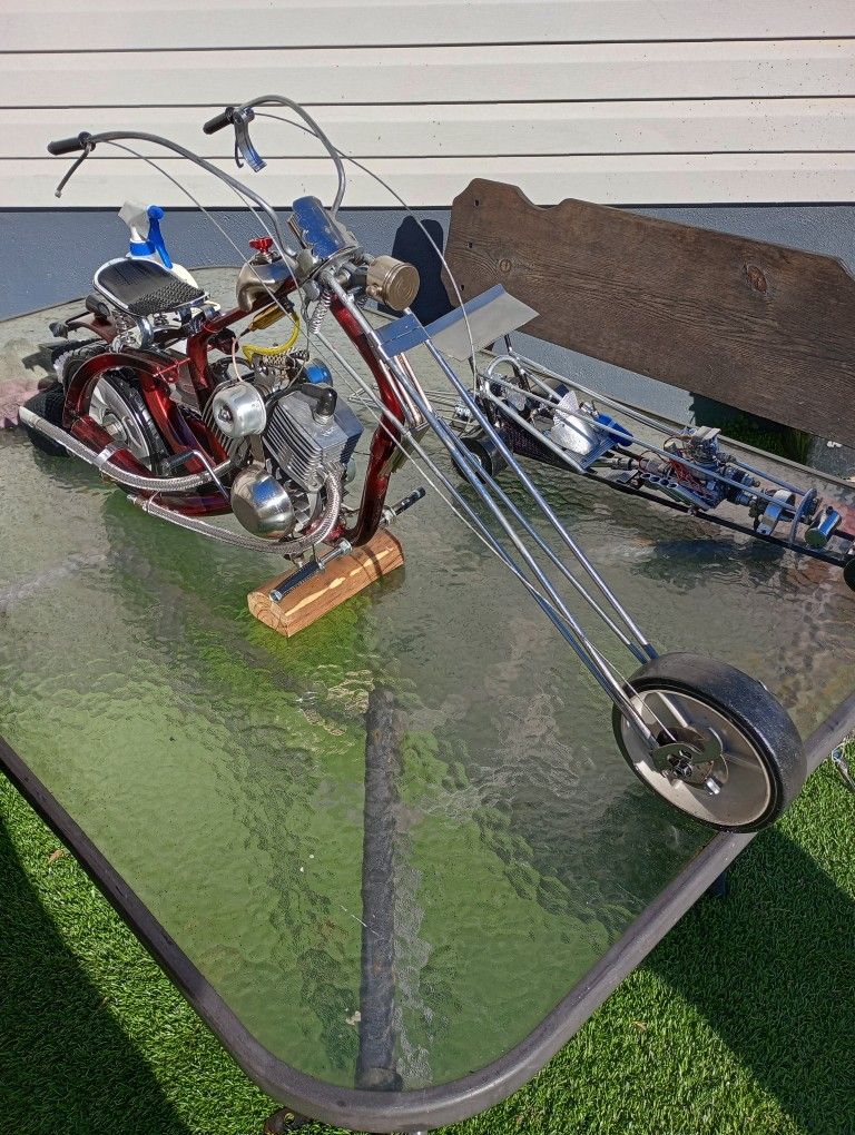 Scrap Metal Art Plus Made From Everyday Simple Things From Sewing Machines To Kitchen Sink It's On There