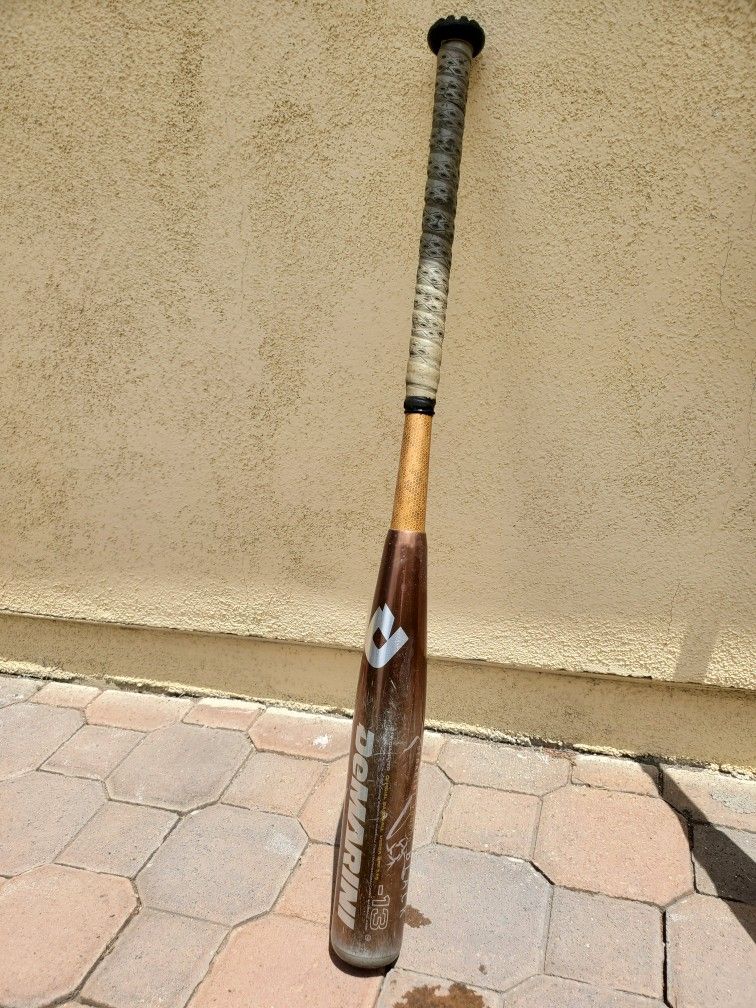 2 Youth Bats Demarin Voodoo Louisville Slugger Tpx