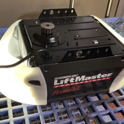 CHAMBERLAIN LIFTMASTER FORMULA I PROFESSIONAL 3280-267 1/2 HP 60HZ 