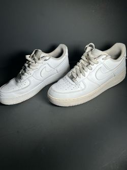 Nike Air Force 1 Women’s Triple White Low Top Lace-Up Leather Sneakers DD8959