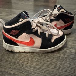 Toddler Jordan 1s Mid