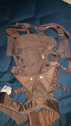 infantino baby carrier