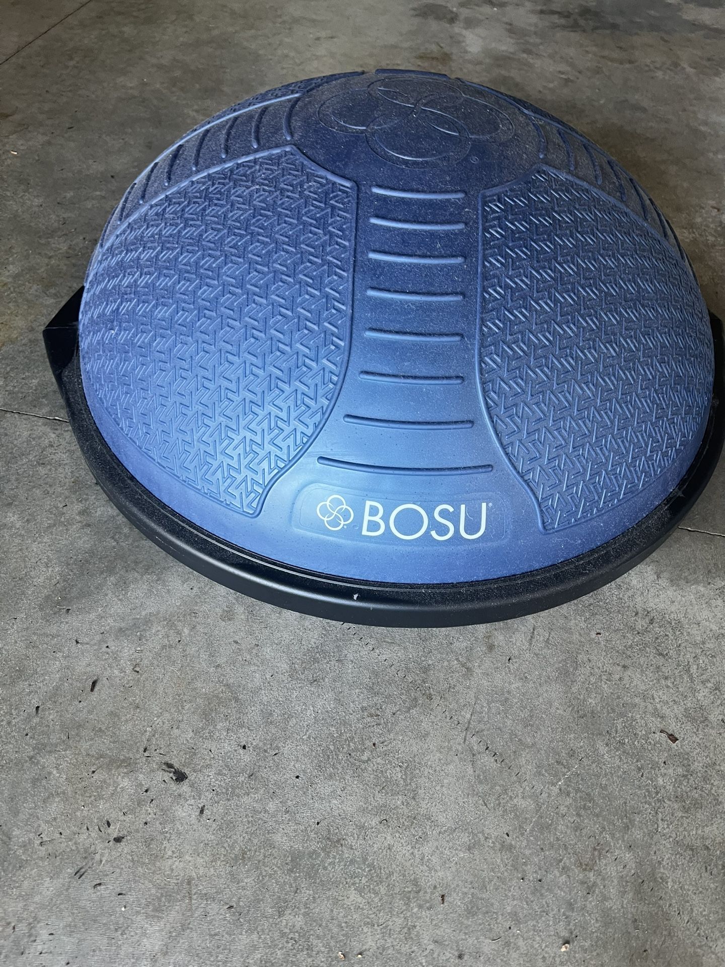 Bosu Pro nextgen balance trainer