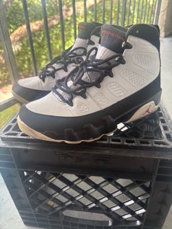 Space Jam Chicago Jordan 9s