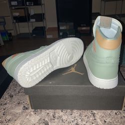 Retro 1 Air Jordan’s Multiple Sizes