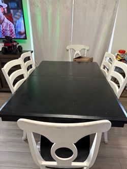 Kitchen table